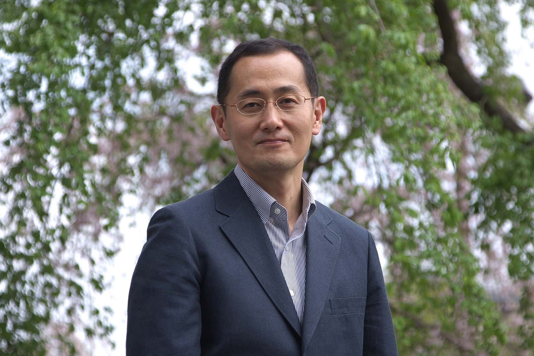 Shinya Yamanaka made stem cell therapy possible.